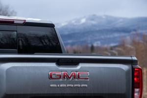 GMC Sierra Elevation Crew Cab 2018 года 